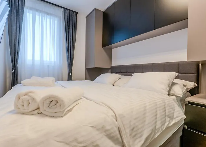 Apartman Modern Cityscape 2-bedroom Terrace *